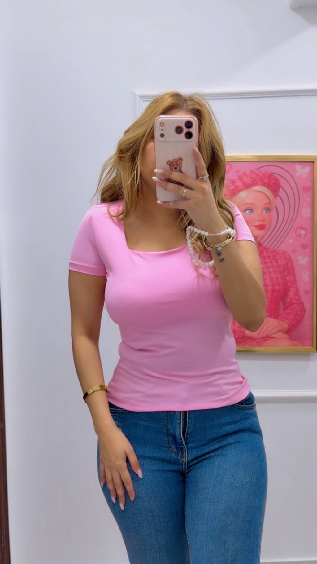 SHORT-SLEEVE SQUARE-NECK TOP