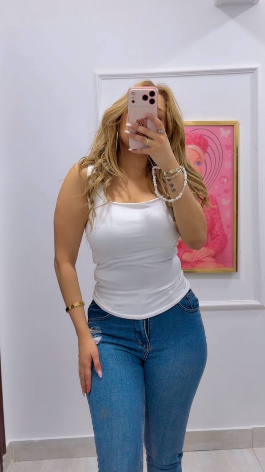 SQUARE-NECK SLEEVELESS TOP